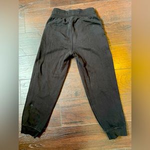 🌟Lululemon Cropped Scuba Joggers Size 2 Black🌟